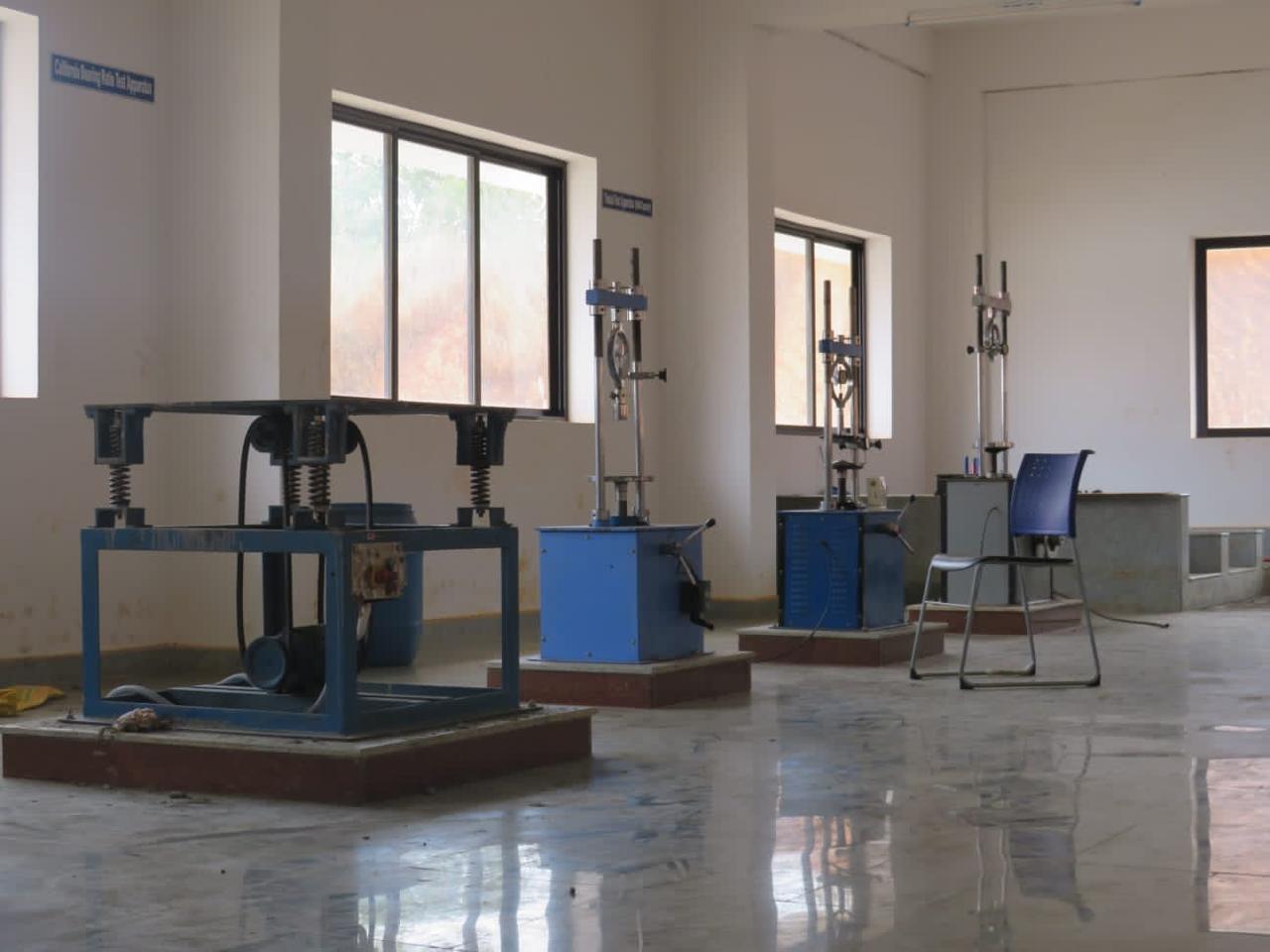 Metropolitan Highway